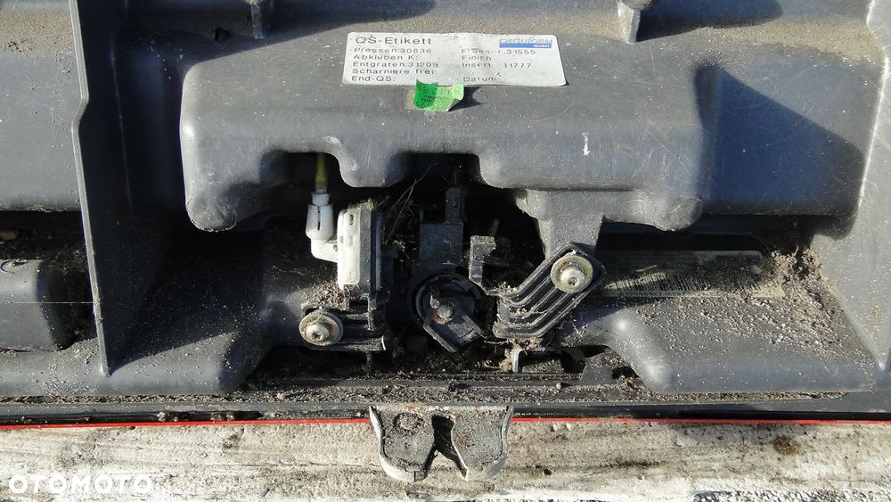 MERCEDES A-KLASA W168 KLAPA BAGAŻNIKA TYŁ TYLNA KOMPLETNA - 16