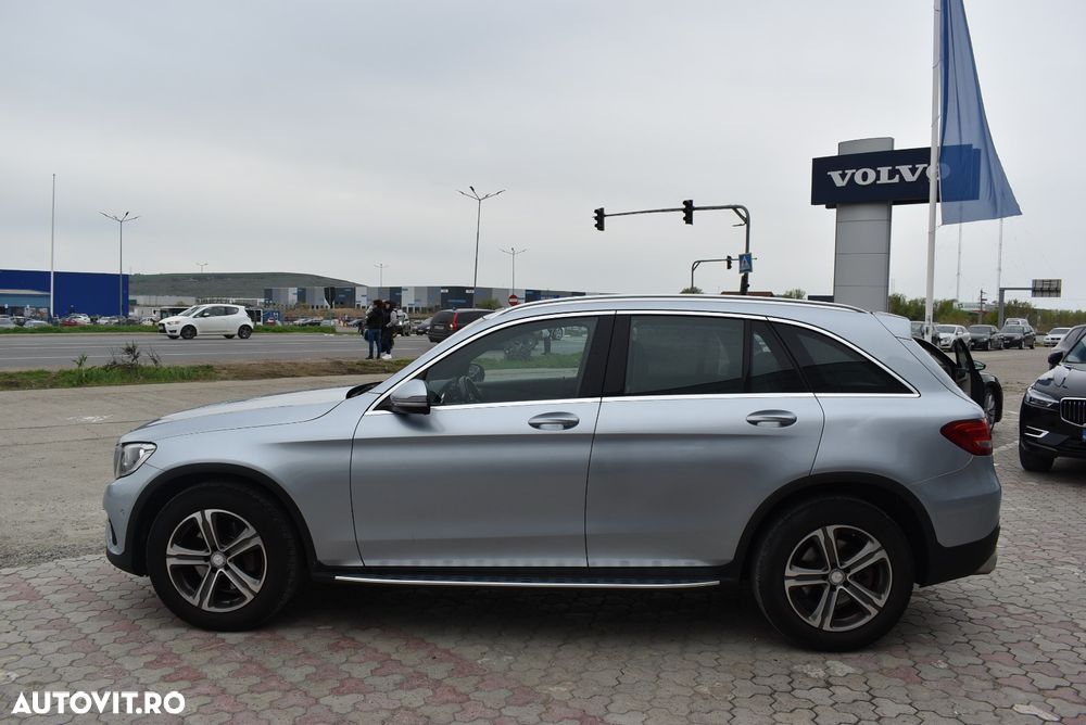 Mercedes-Benz GLC 220 d 4MATIC 9G-TRONIC - 3