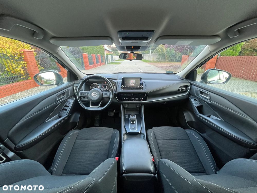 Nissan Qashqai 1.3 DIG-T N-Connecta DCT - 29