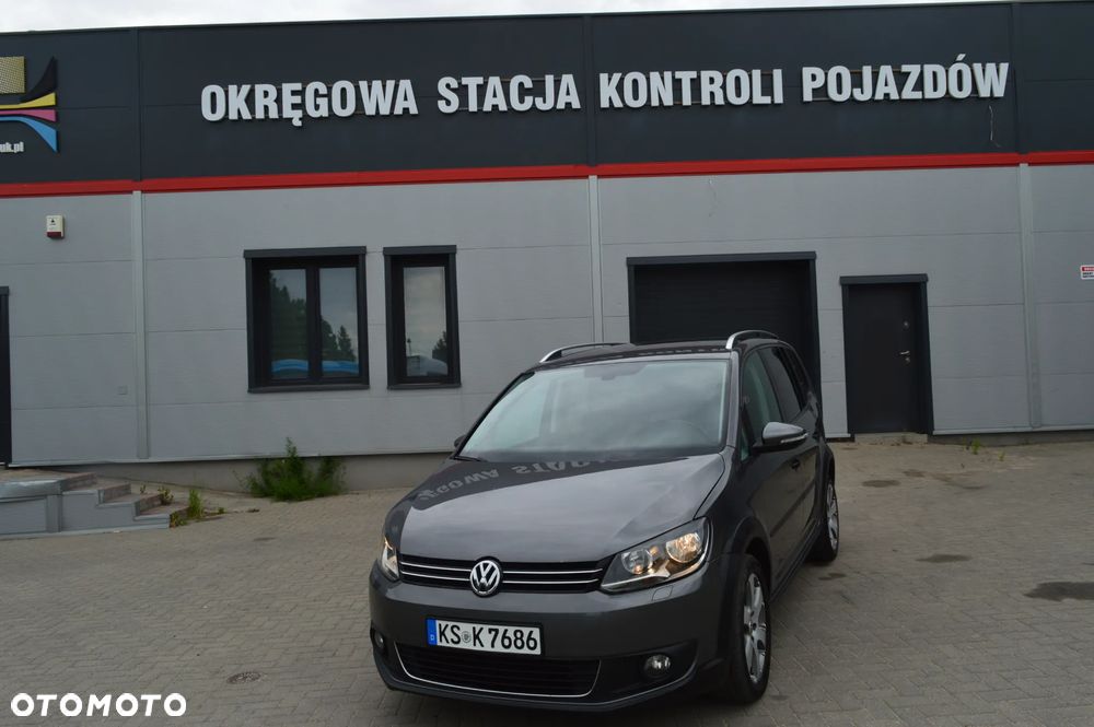 Volkswagen Touran 1.6 TDI DPF Cross - 2