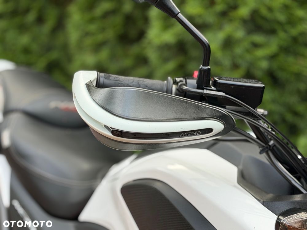 Honda NC - 24