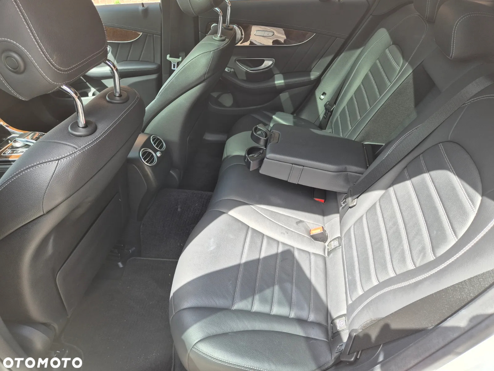 Mercedes-Benz GLC 350 e 4Matic 7G-TRONIC AMG Line - 18