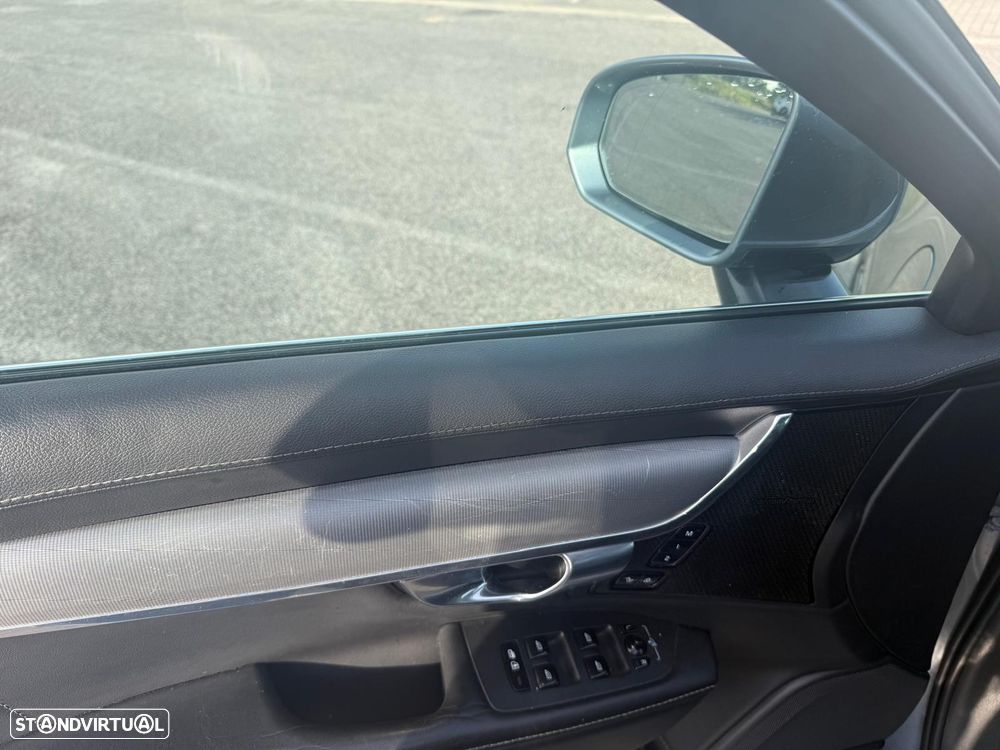 Volvo V90 2.0 T8 Inscription AWD Geartronic - 16