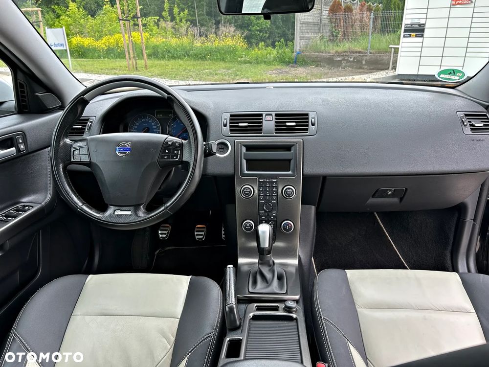 Volvo S40 2.0 R-Design Euro5 - 3
