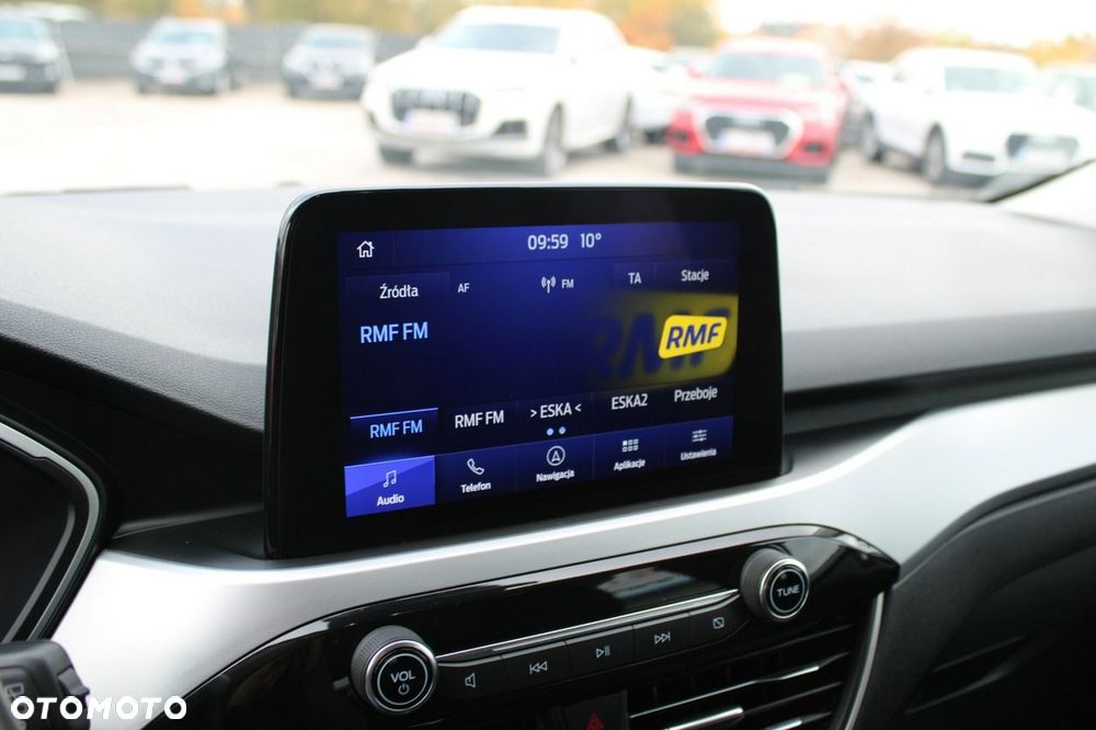 Ford Kuga - 26