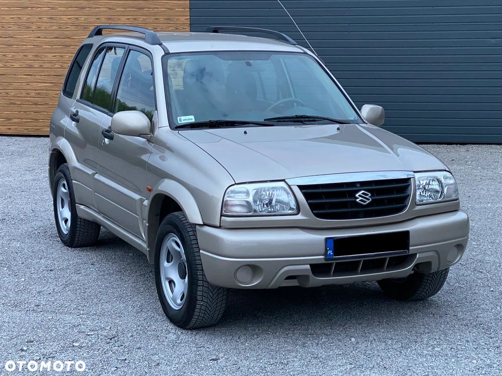 Suzuki Grand Vitara 2.0 Comfort Style - 2