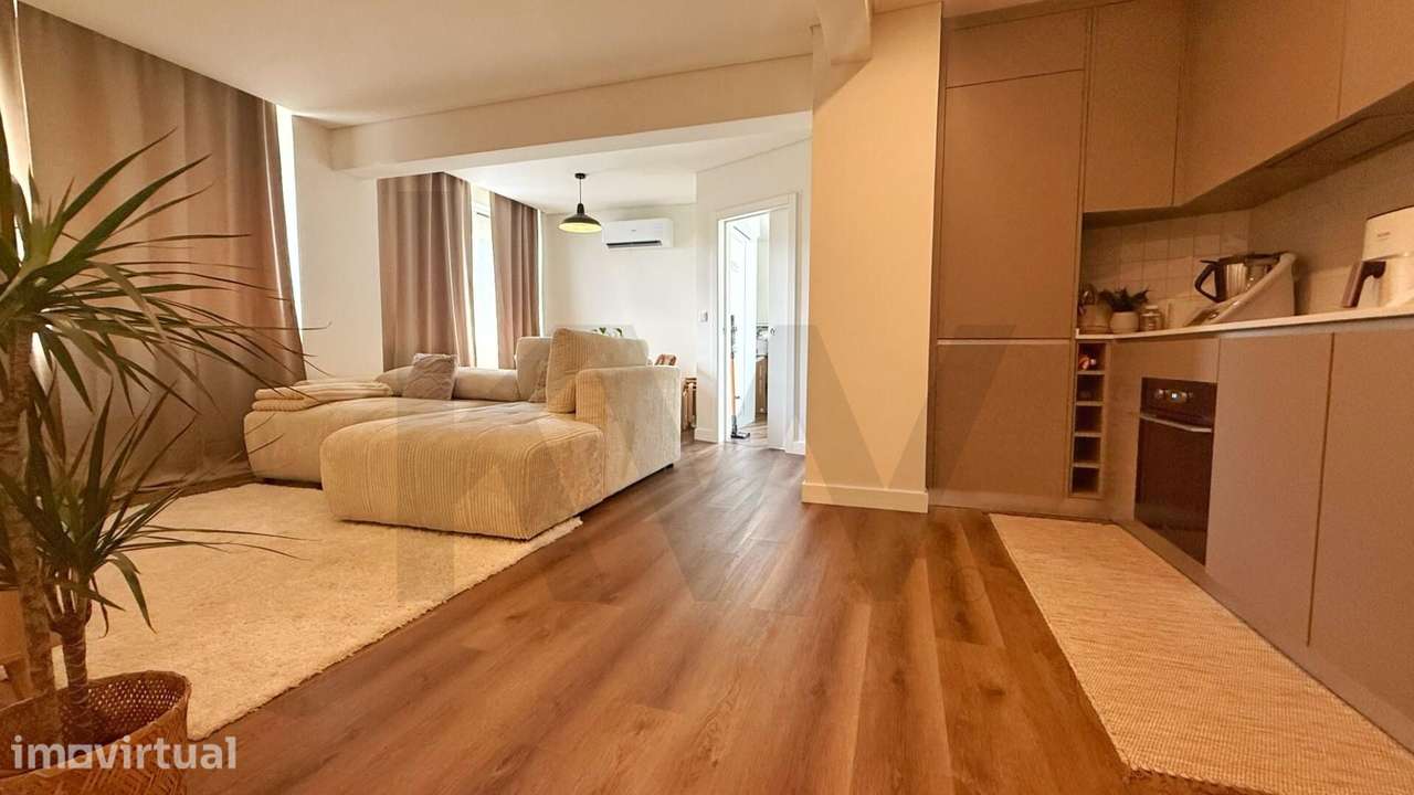 Apartamento T3 Renovado | 1.º Andar com Elevador | Bonfim - Grande imagem: 4/20