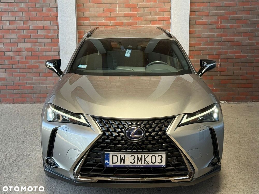 Lexus UX - 2