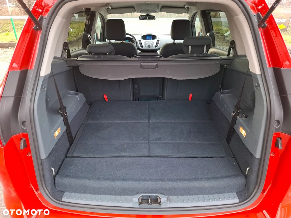 Ford Grand C-MAX 2.0 TDCi Titanium - 24