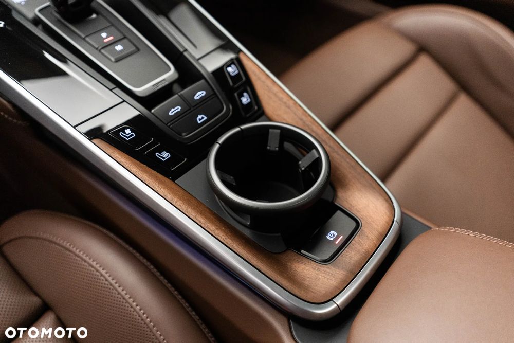 Porsche 911 Carrera 4S - 19