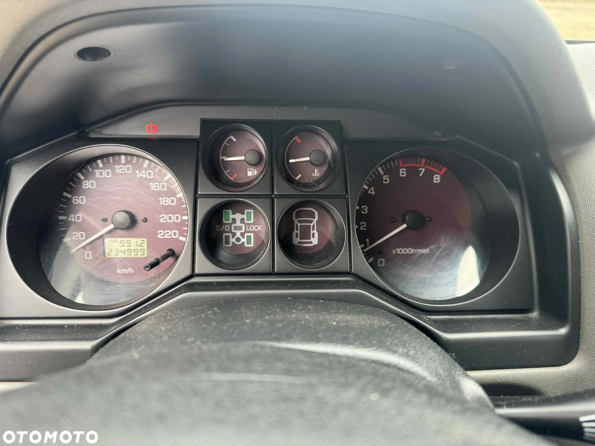 Mitsubishi Pajero - 6