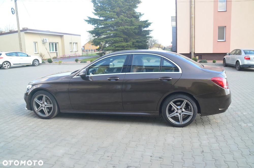 Mercedes-Benz Klasa C 200 4Matic 7G-TRONIC AMG Line - 4