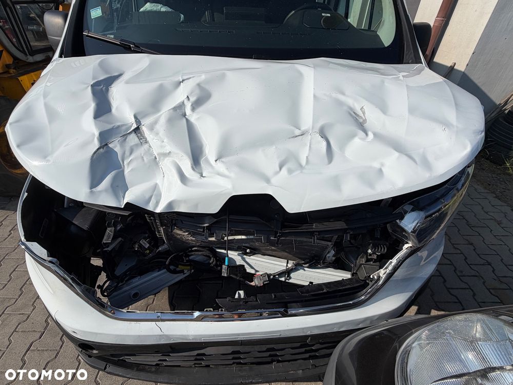 Renault Trafic - 21