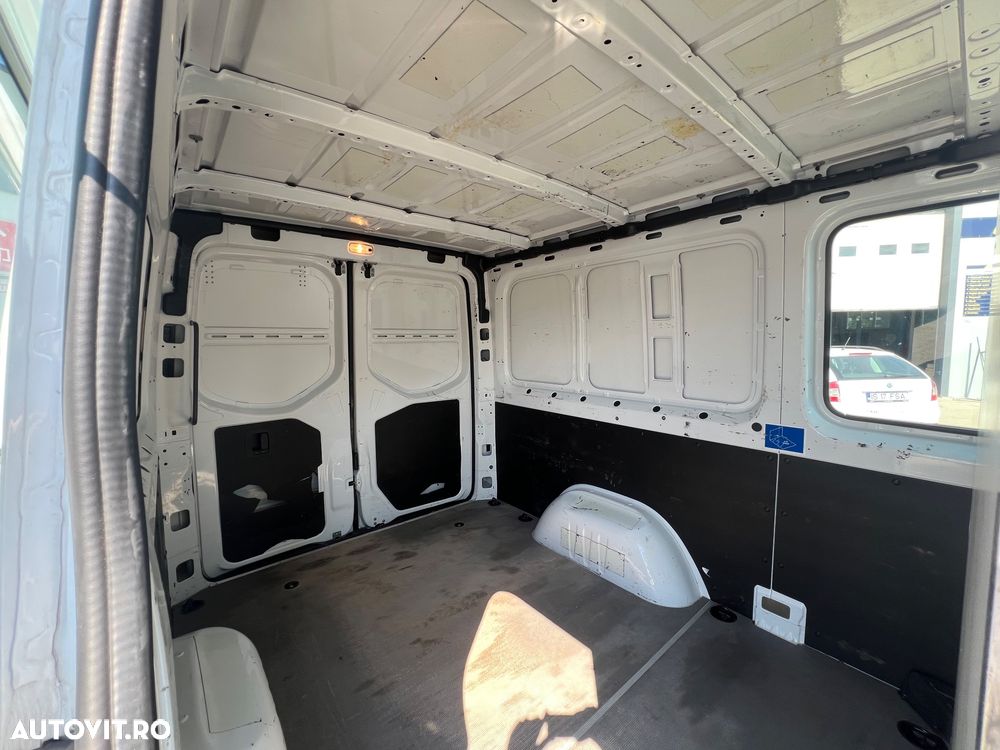 Mercedes-Benz Sprinter Standard HA BASE - 10