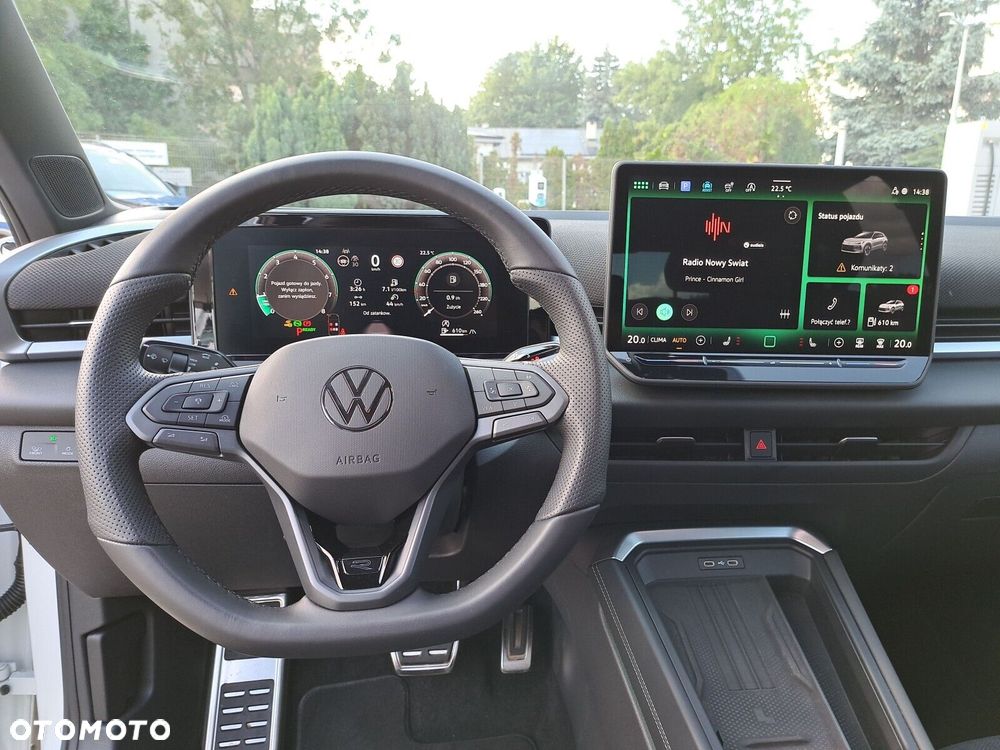 Volkswagen T-Roc - 14