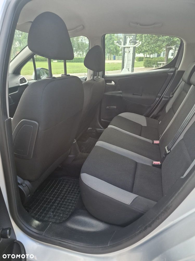 Peugeot 207 95 VTi Urban Move - 3