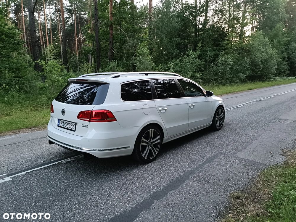 Volkswagen Passat 2.0 TDI Highline R-Style DSG - 19