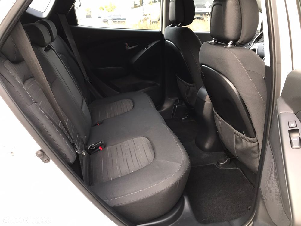 Hyundai ix35 - 16