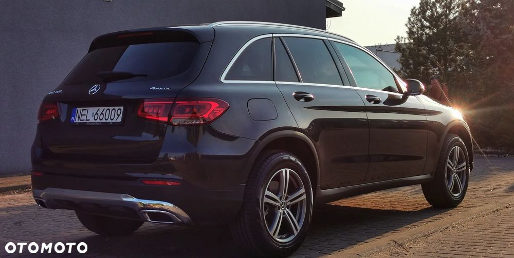Mercedes-Benz GLC 300 4Matic 9G-TRONIC - 8