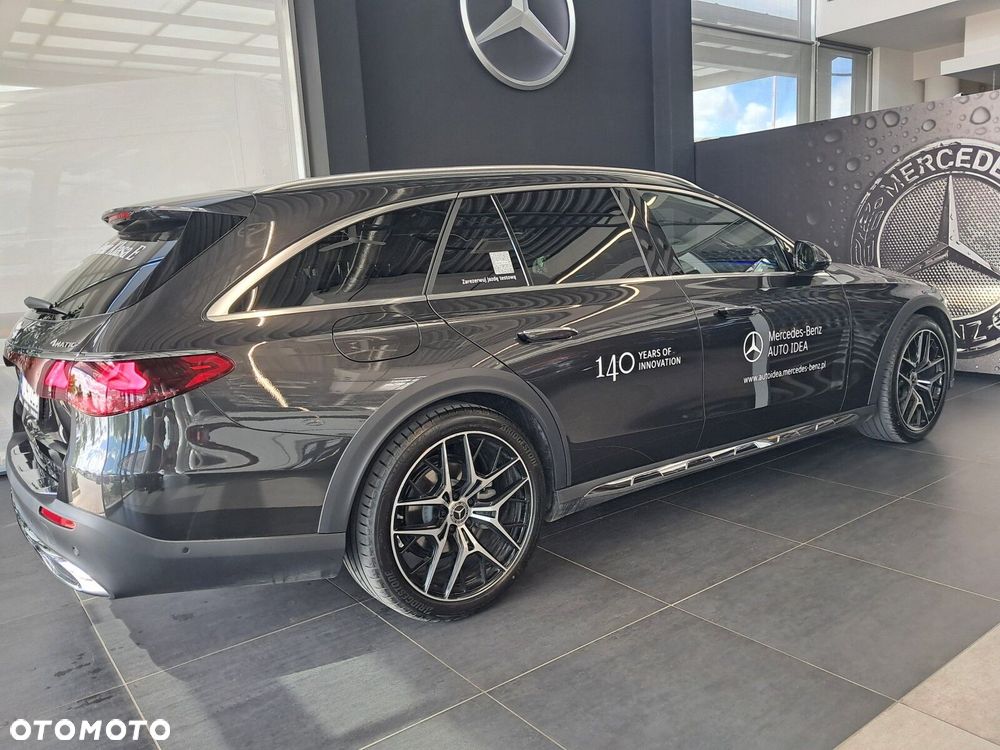 Mercedes-Benz Klasa E 220 d mHEV 4-Matic All-Terrain Avantgarde 9G-Tronic - 14