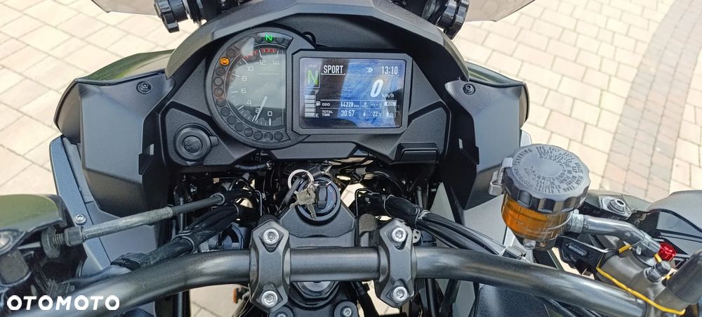 Kawasaki Versys 1000 - 12