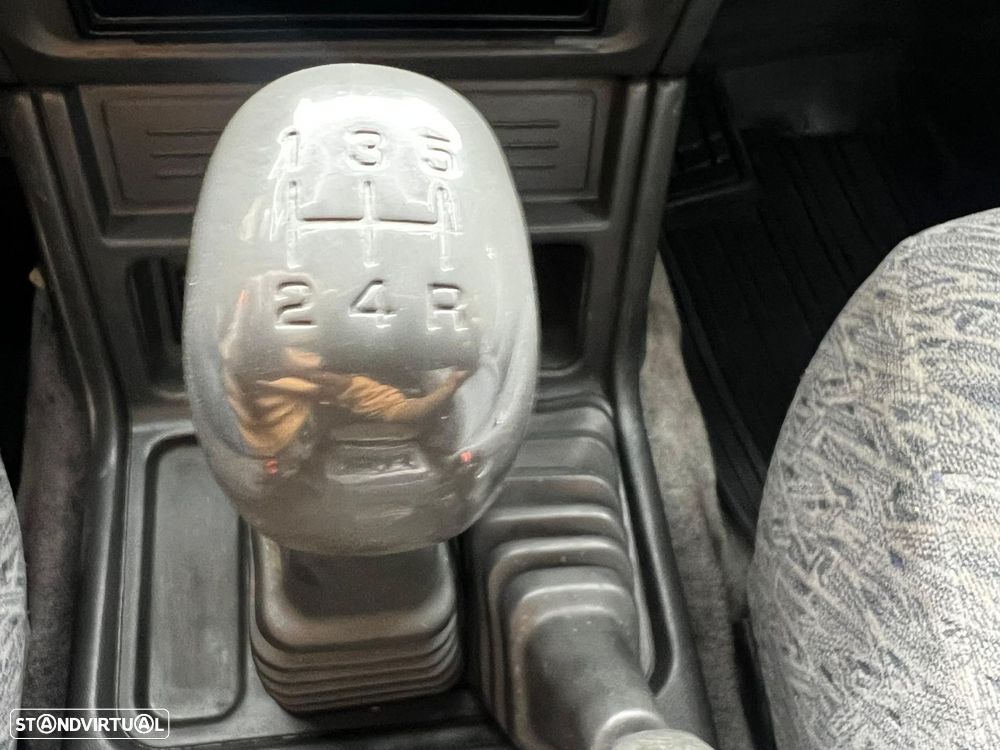 Mitsubishi Pajero 2.8 TD GLS - 23