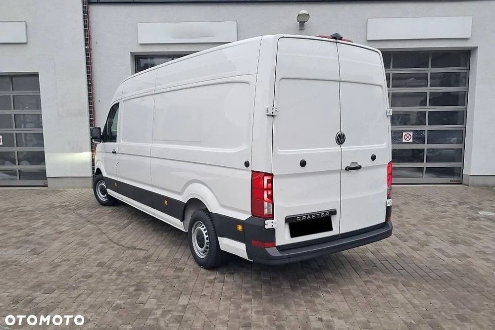 Volkswagen Crafter TDI L4H3 AT8 2.0 140KM - 8