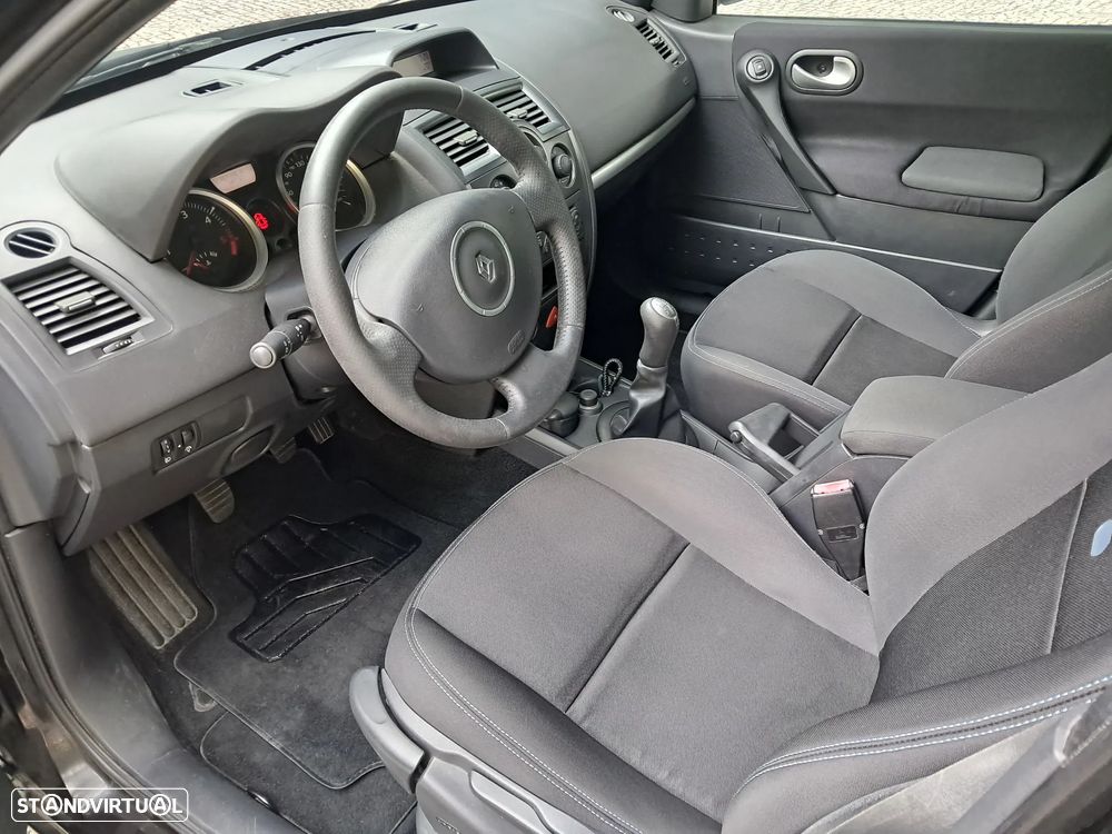 Renault Mégane Break 1.5 dCi Extreme - 11