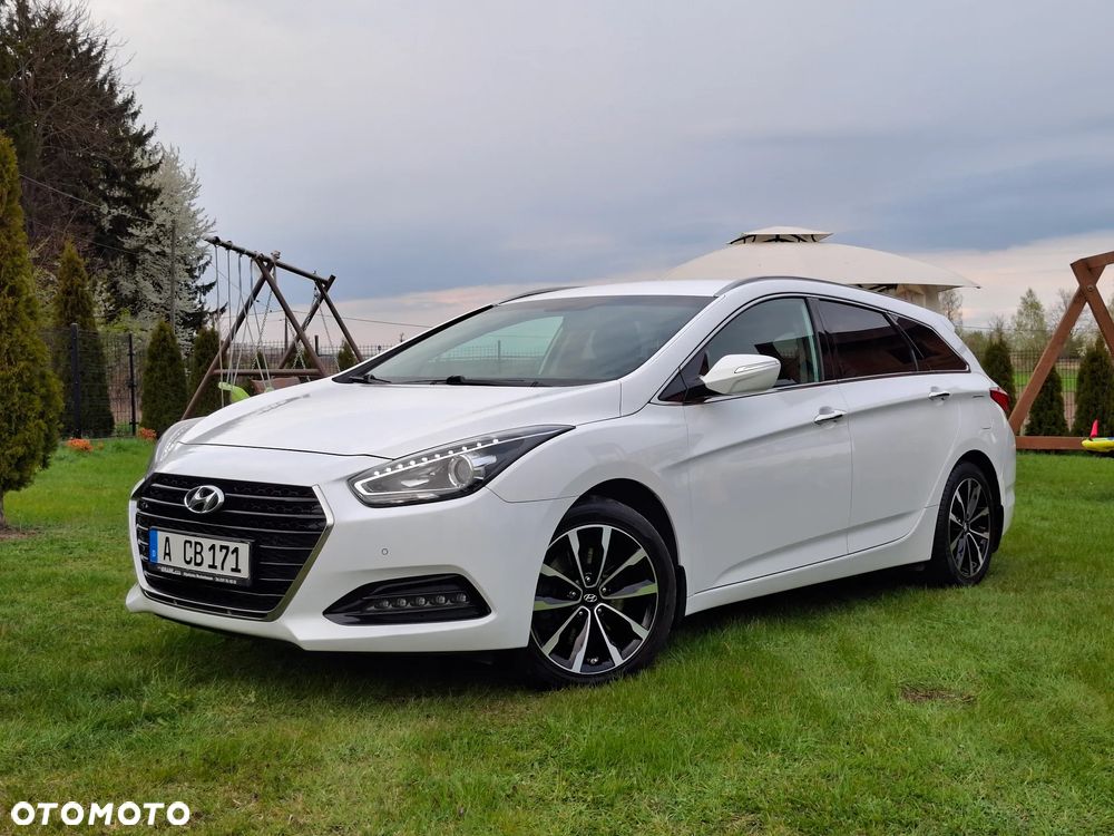 Hyundai i40 Kombi 1.7 CRDi Premium - 1