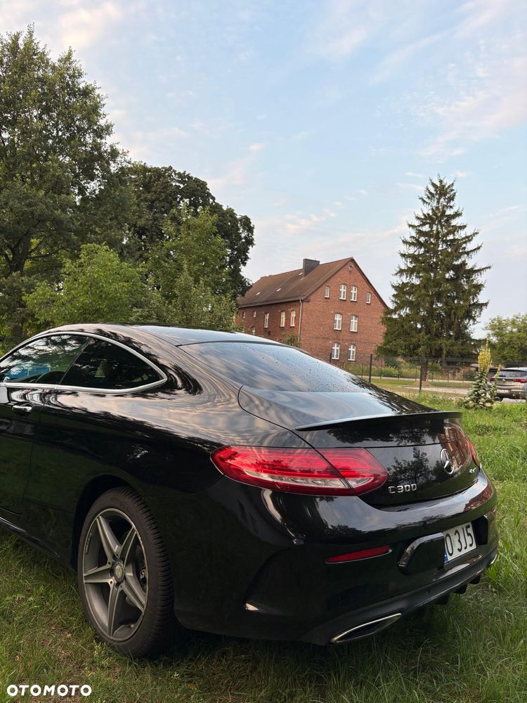 Mercedes-Benz Klasa C 300 7G-TRONIC - 5