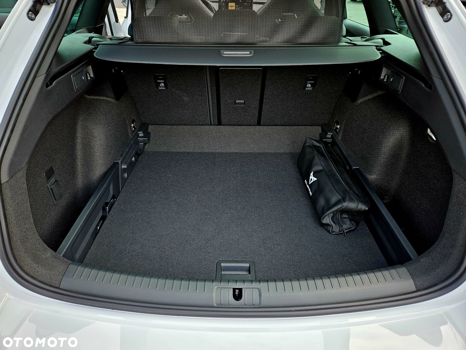 Cupra Leon Sportstourer - 12