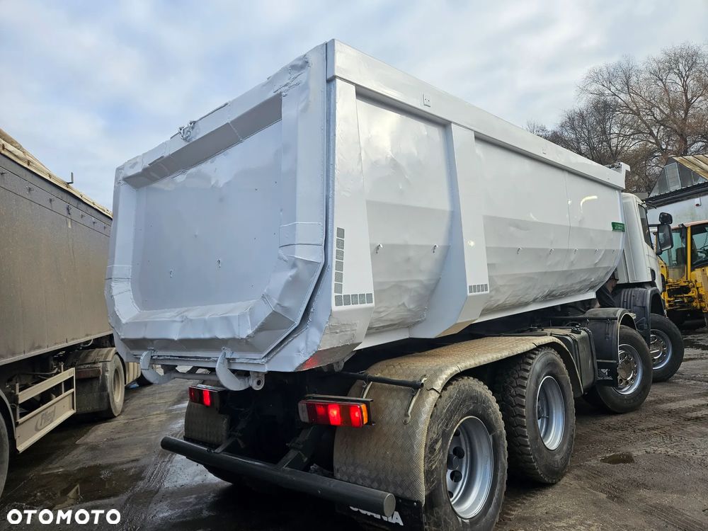 Scania 124c 470 8x4 - 5