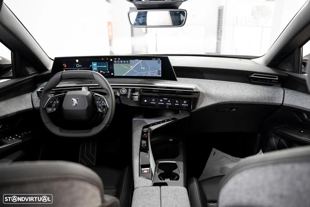 Peugeot 3008 1.2 Hybrid Allure e-DCS6 - 18