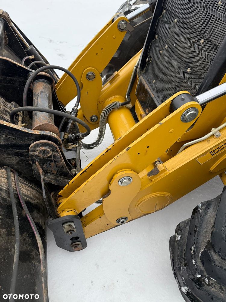 Caterpillar 444 - 11