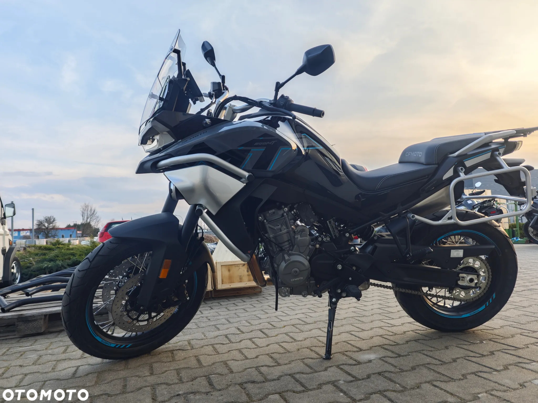 CFMoto MT