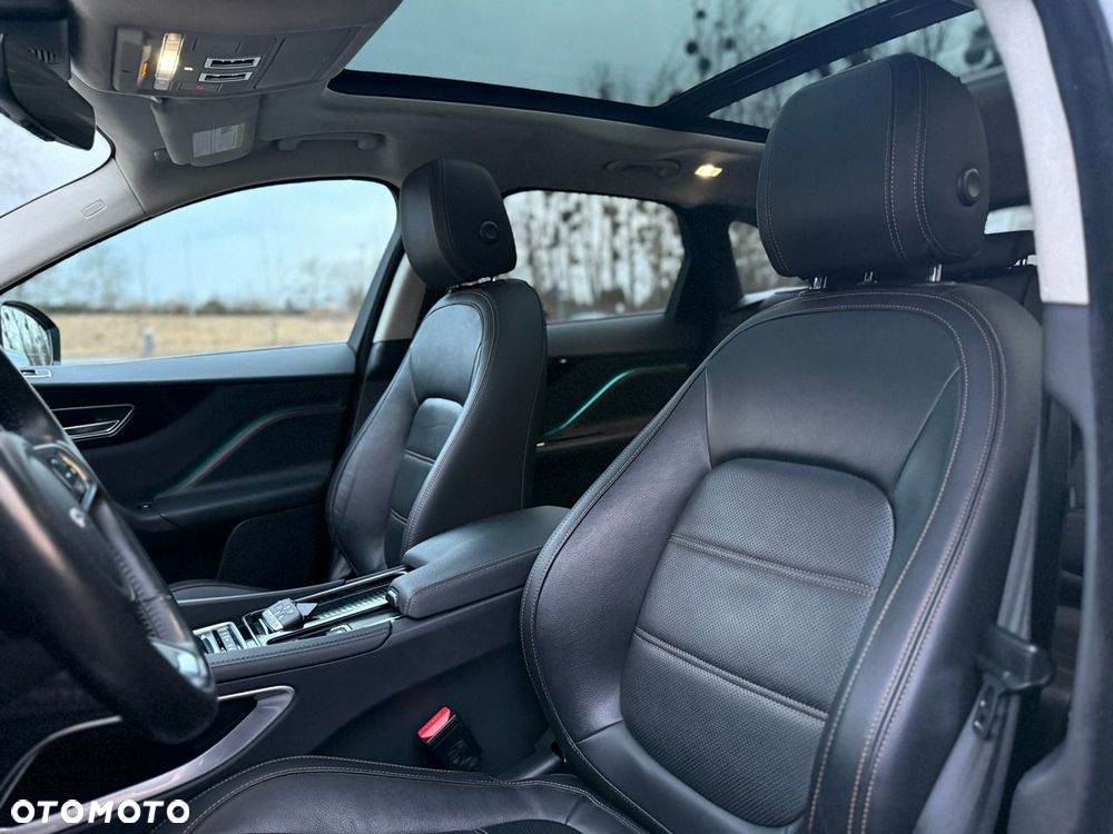Jaguar F-Pace 2.0 i4D AWD Portfolio - 27