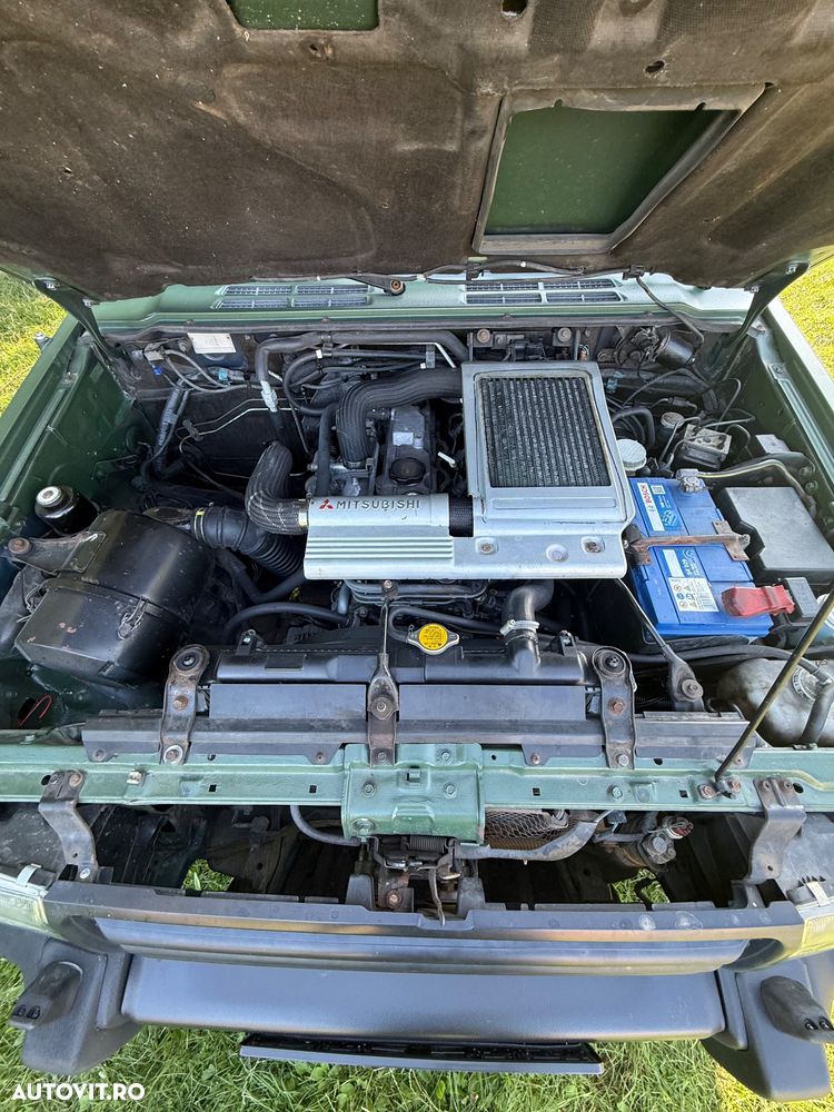 Mitsubishi Pajero - 3