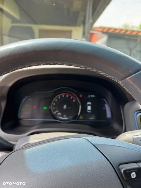 Hyundai IONIQ hybrid Premium - 4