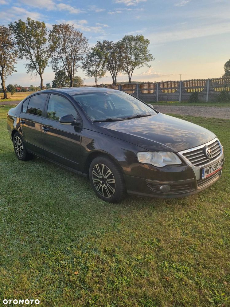 Volkswagen Passat - 3