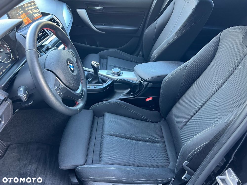 BMW Seria 1 118d xDrive Sport Line - 12