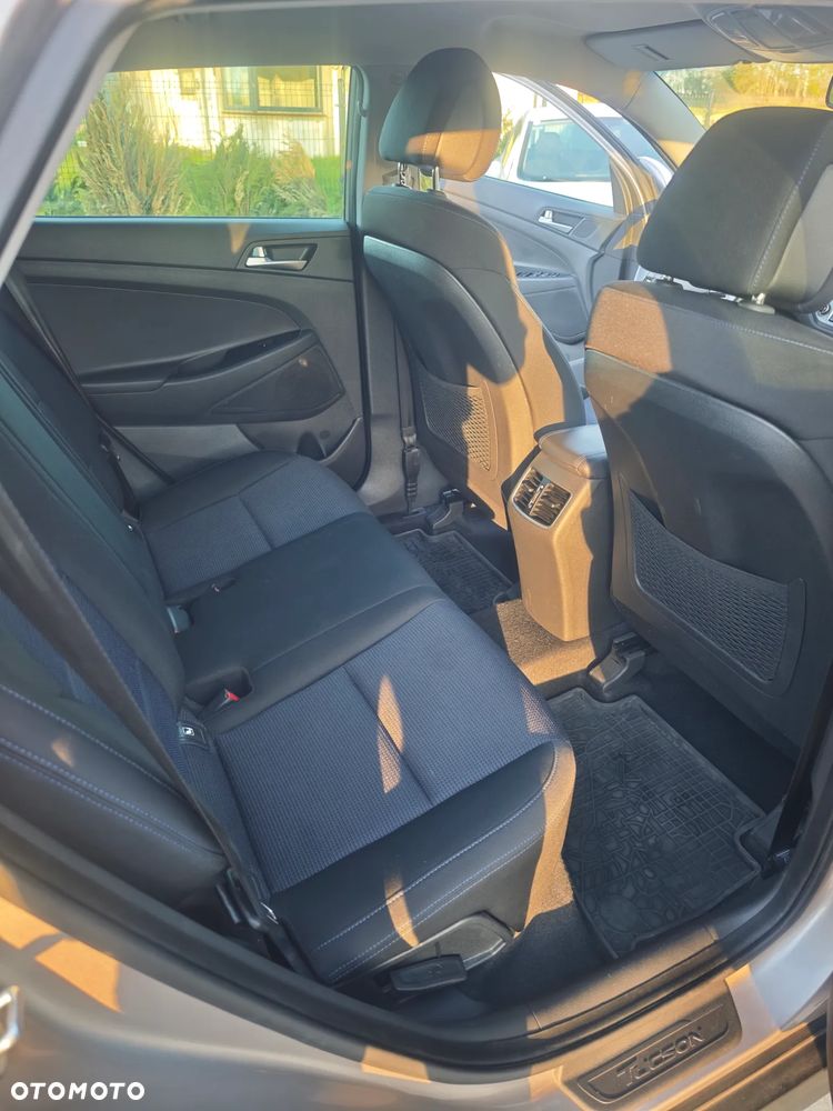 Hyundai Tucson blue 1.6 GDi 2WD Intro Edition - 20