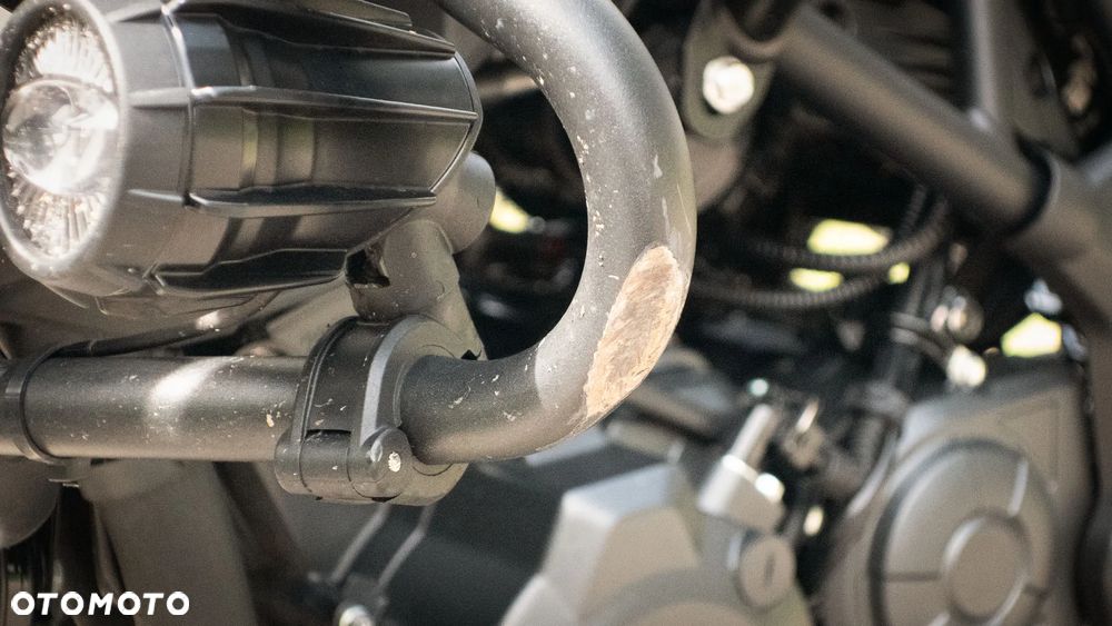 Benelli TRK 502 - 5