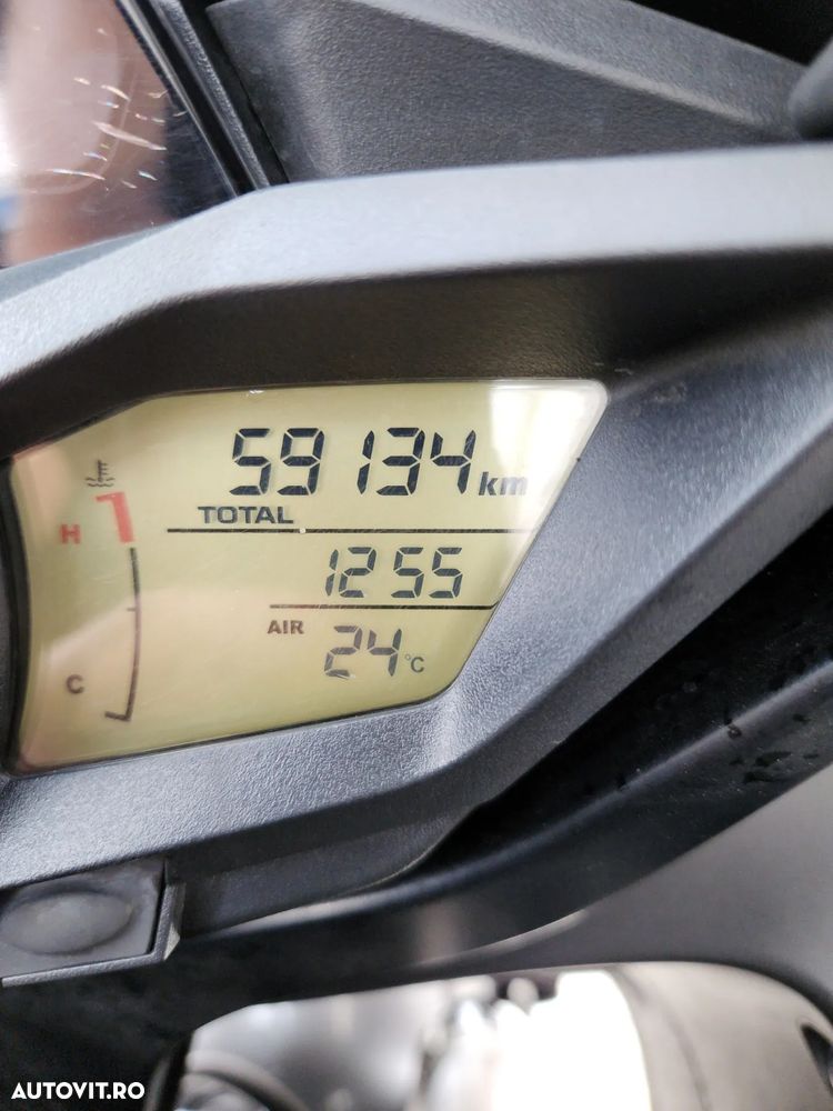 Honda VFR 1200F - 6