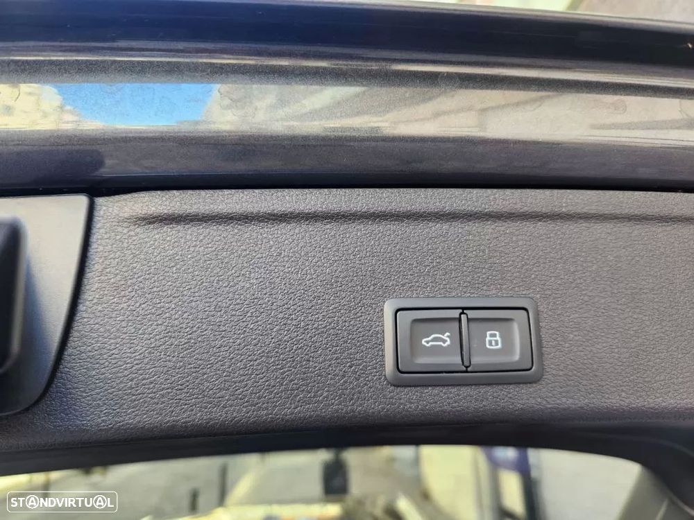 Audi A4 Avant 40 TDI S line S tronic - 16