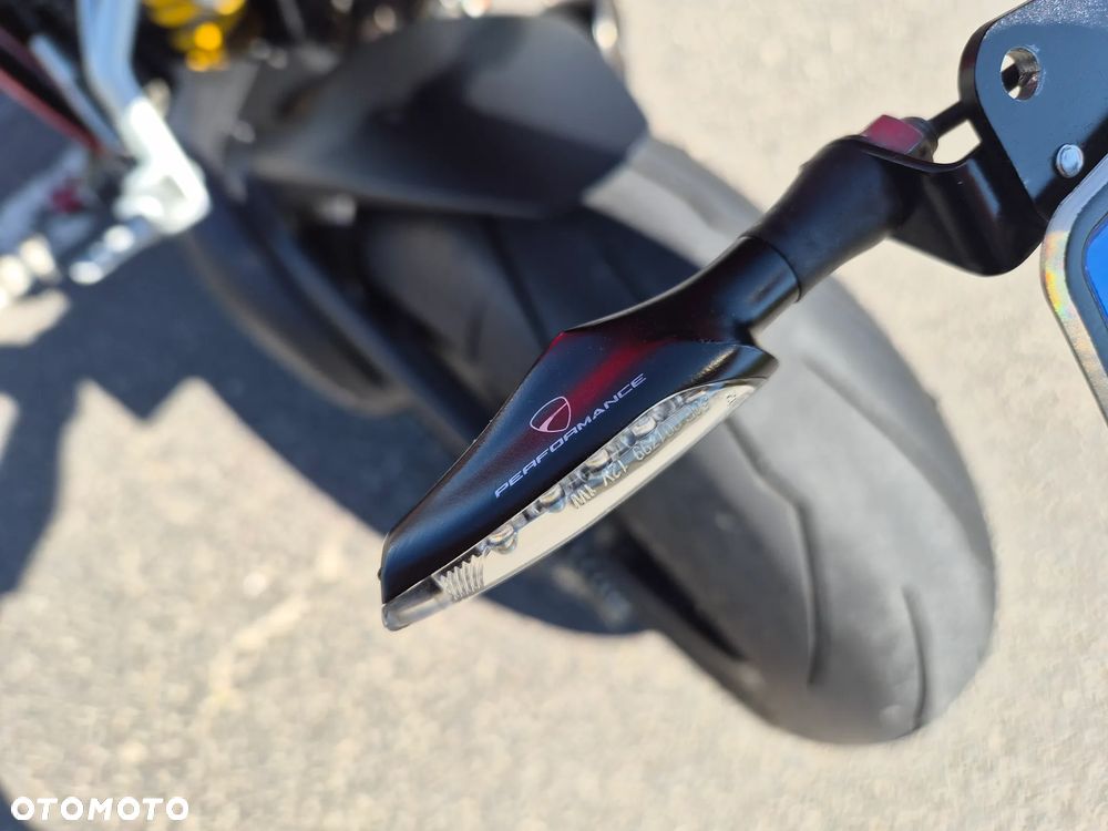 Ducati Panigale V4 - 8