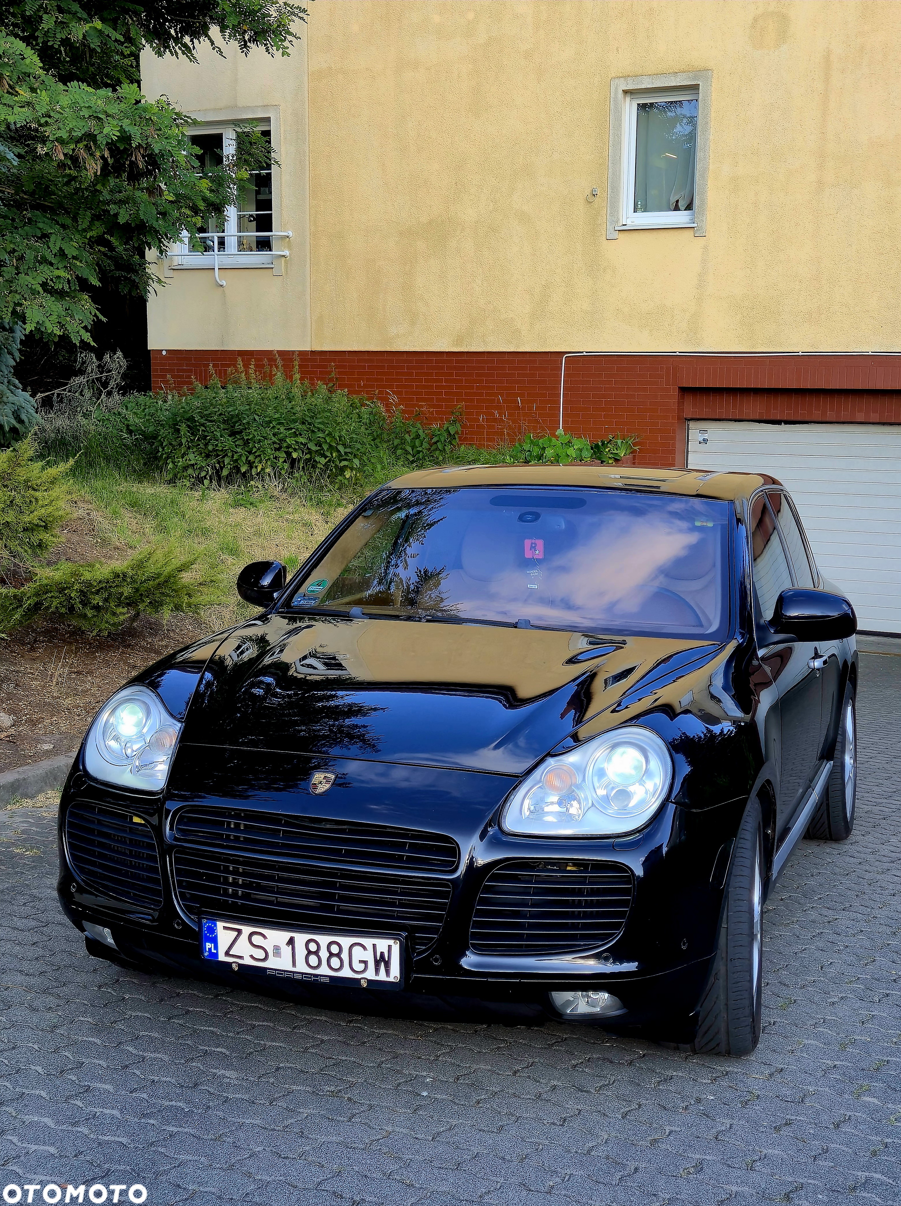 Porsche Cayenne Turbo - 14