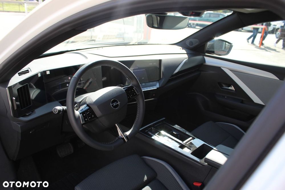 Opel Astra - 14