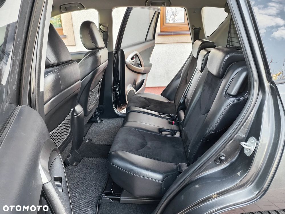 Toyota RAV4 2.0 4x2 Travel - 8