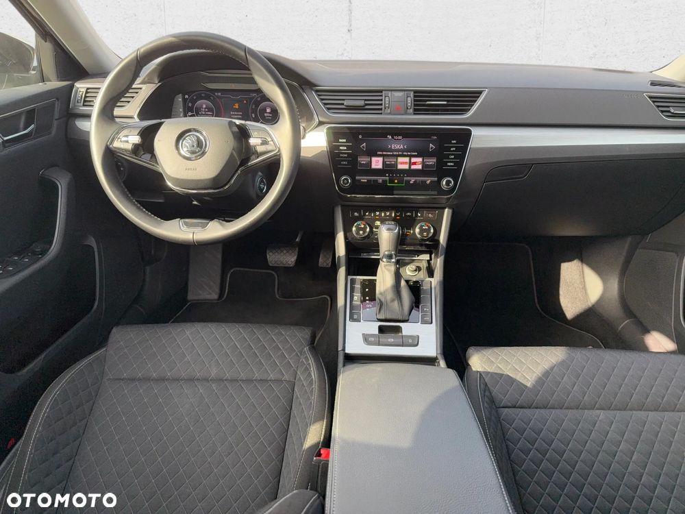 Skoda Superb 2.0 TDI SCR Ambition DSG - 11