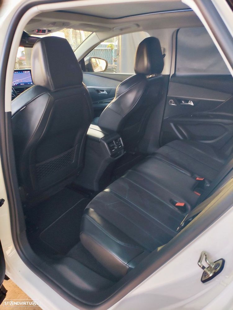 Peugeot 3008 1.2 PureTech Allure Grip Control EAT6 - 29